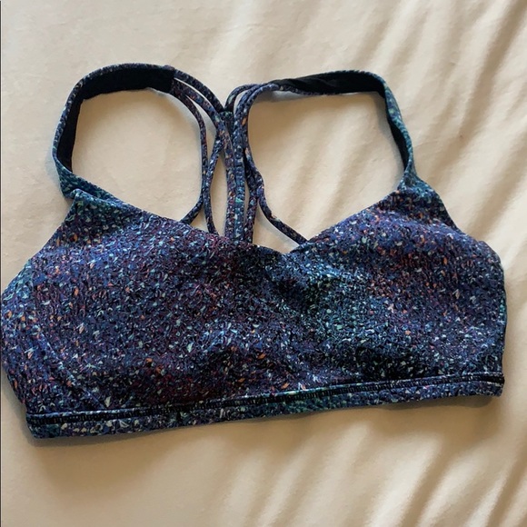 Lululemon free to be serene bra